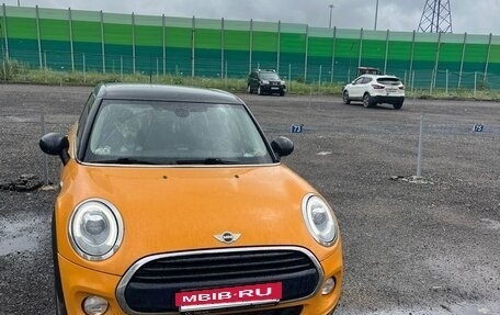 MINI Hatch, 2016 год, 1 300 000 рублей, 8 фотография