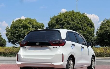 Honda Fit, 2022 год, 1 290 000 рублей, 4 фотография