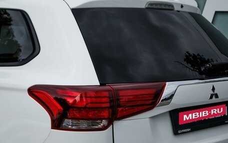 Mitsubishi Outlander III рестайлинг 3, 2019 год, 2 399 000 рублей, 7 фотография