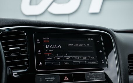 Mitsubishi Outlander III рестайлинг 3, 2019 год, 2 399 000 рублей, 16 фотография