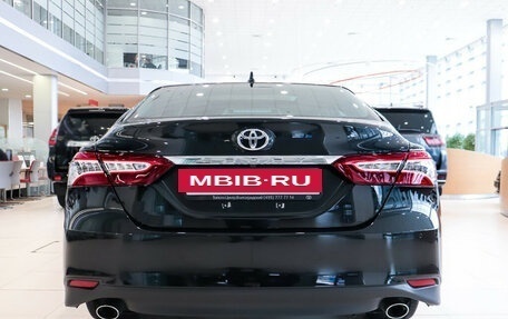 Toyota Camry, 2024 год, 5 890 000 рублей, 4 фотография