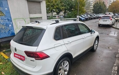 Volkswagen Tiguan II, 2018 год, 1 900 000 рублей, 1 фотография