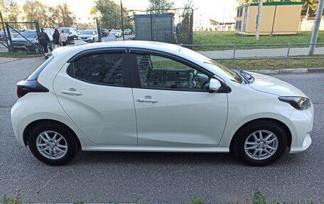 Toyota Yaris, 2020 год, 1 430 000 рублей, 4 фотография