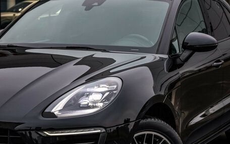 Porsche Macan I рестайлинг, 2018 год, 5 499 000 рублей, 2 фотография