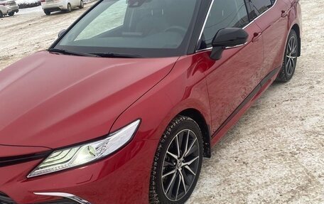 Toyota Camry, 2021 год, 4 800 000 рублей, 2 фотография