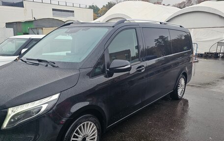 Mercedes-Benz V-Класс, 2019 год, 5 500 000 рублей, 1 фотография