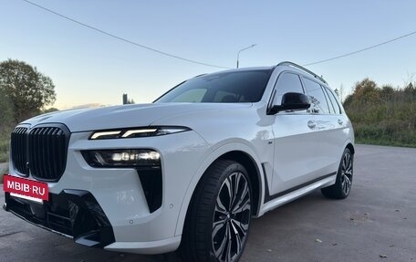 BMW X7, 2022 год, 13 700 000 рублей, 3 фотография