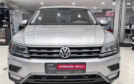Volkswagen Tiguan II, 2018 год, 2 950 000 рублей, 6 фотография