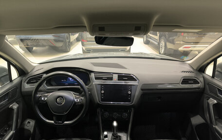 Volkswagen Tiguan II, 2018 год, 2 950 000 рублей, 18 фотография