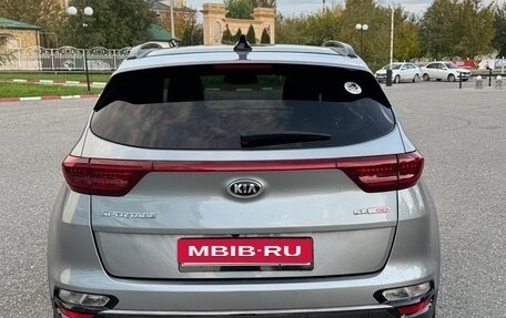 KIA Sportage IV рестайлинг, 2021 год, 2 325 000 рублей, 2 фотография