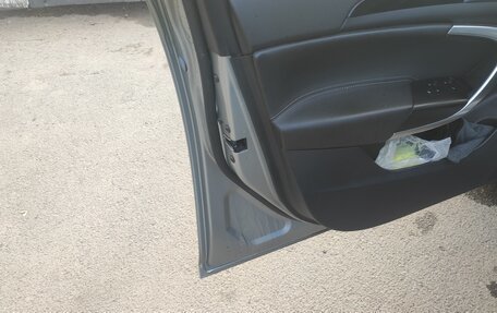 Opel Insignia II рестайлинг, 2010 год, 675 000 рублей, 8 фотография