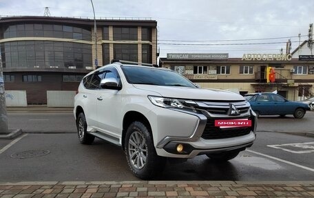 Mitsubishi Pajero Sport III рестайлинг, 2019 год, 3 200 000 рублей, 2 фотография
