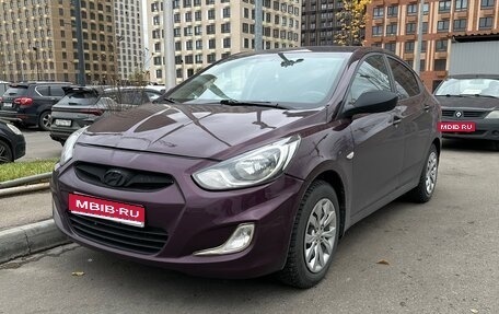 Hyundai Solaris II рестайлинг, 2013 год, 600 000 рублей, 1 фотография