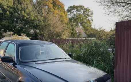 BMW 7 серия, 1995 год, 650 000 рублей, 3 фотография