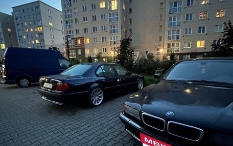 BMW 7 серия, 1995 год, 650 000 рублей, 10 фотография