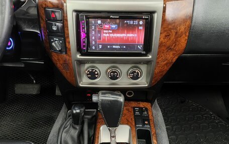 Nissan Patrol, 2006 год, 1 290 000 рублей, 14 фотография