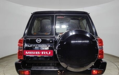 Nissan Patrol, 2006 год, 1 290 000 рублей, 6 фотография