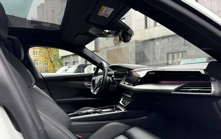 Audi e-tron GT, 2021 год, 8 475 000 рублей, 9 фотография