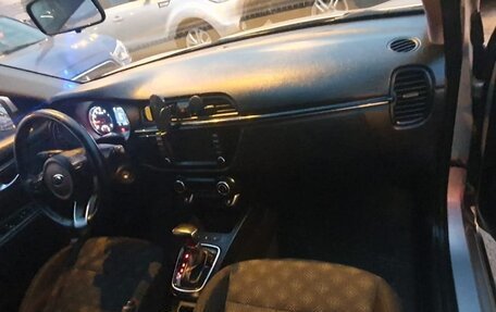 KIA Rio IV, 2018 год, 1 399 000 рублей, 10 фотография