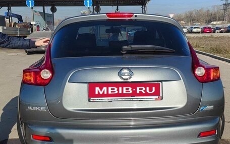 Nissan Juke II, 2011 год, 900 000 рублей, 7 фотография