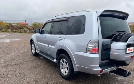 Mitsubishi Pajero IV, 2010 год, 1 745 000 рублей, 7 фотография