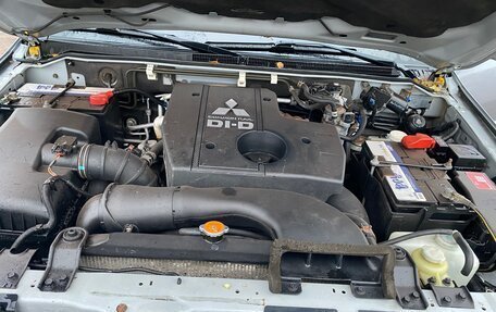 Mitsubishi Pajero IV, 2010 год, 1 745 000 рублей, 10 фотография