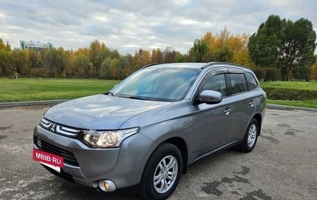 Mitsubishi Outlander III рестайлинг 3, 2012 год, 1 280 000 рублей, 3 фотография