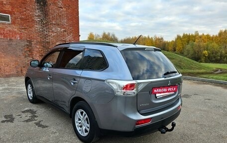 Mitsubishi Outlander III рестайлинг 3, 2012 год, 1 280 000 рублей, 6 фотография