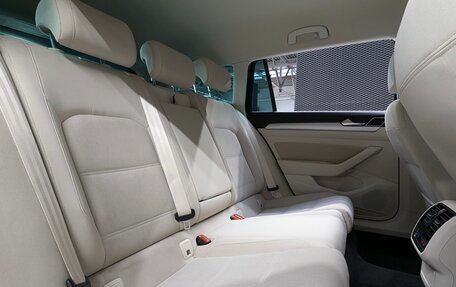 Volkswagen Passat B8 рестайлинг, 2019 год, 1 899 000 рублей, 40 фотография