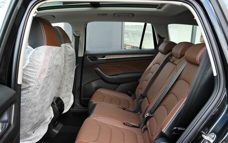 Skoda Kodiaq I, 2024 год, 4 630 000 рублей, 12 фотография