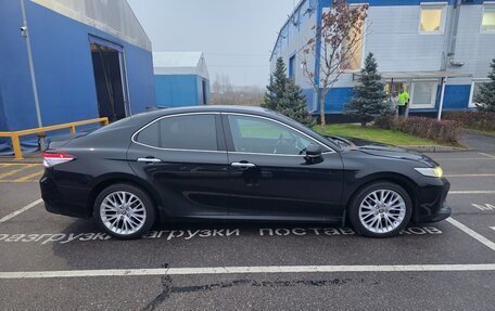 Toyota Camry, 2020 год, 3 050 000 рублей, 8 фотография