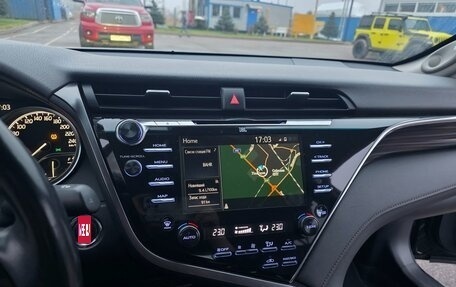Toyota Camry, 2020 год, 3 050 000 рублей, 4 фотография