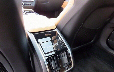 Volvo S90 II рестайлинг, 2022 год, 3 380 000 рублей, 9 фотография