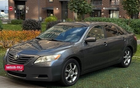 Toyota Camry, 2006 год, 790 000 рублей, 2 фотография