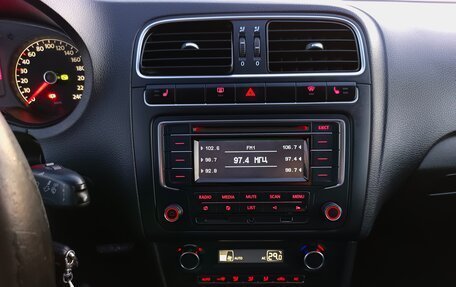 Volkswagen Polo VI (EU Market), 2013 год, 15 фотография