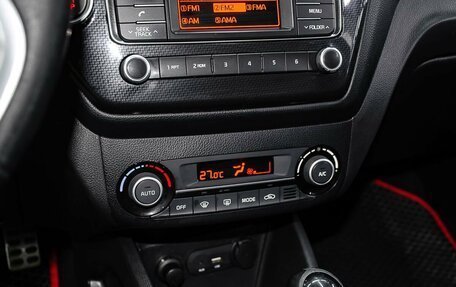 KIA Rio III рестайлинг, 2015 год, 1 000 000 рублей, 17 фотография