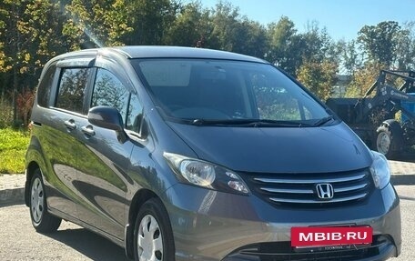 Honda Freed I, 2010 год, 1 100 000 рублей, 2 фотография