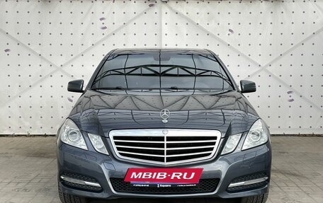 Mercedes-Benz E-Класс, 2013 год, 1 690 000 рублей, 3 фотография