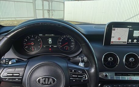 KIA Stinger I, 2018 год, 2 500 000 рублей, 11 фотография