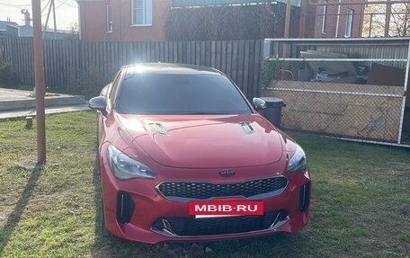 KIA Stinger I, 2018 год, 2 500 000 рублей, 2 фотография