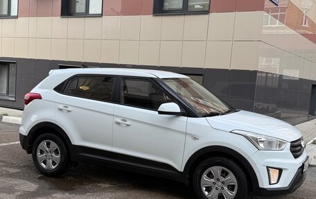 Hyundai Creta I рестайлинг, 2018 год, 1 790 000 рублей, 2 фотография