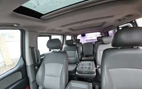 Hyundai Grand Starex Grand Starex I рестайлинг 2, 2009 год, 1 200 000 рублей, 16 фотография