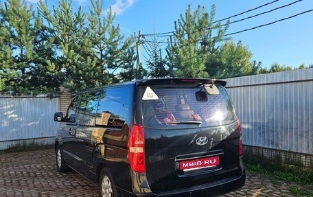 Hyundai Grand Starex Grand Starex I рестайлинг 2, 2009 год, 1 200 000 рублей, 2 фотография