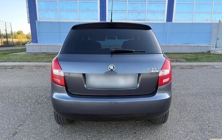 Skoda Fabia II, 2010 год, 625 000 рублей, 3 фотография