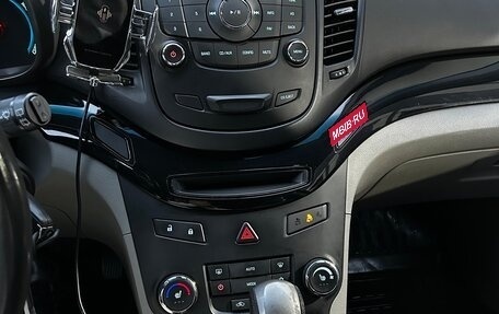 Chevrolet Orlando I, 2012 год, 925 000 рублей, 9 фотография