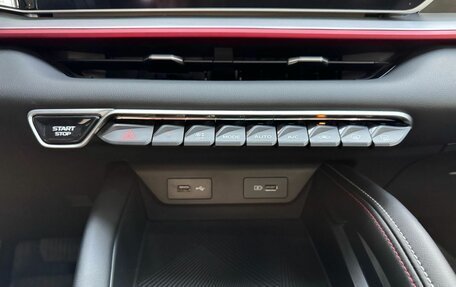 Geely Coolray I, 2024 год, 2 450 000 рублей, 20 фотография