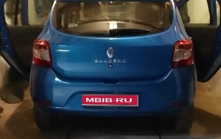 Renault Sandero II рестайлинг, 2015 год, 980 000 рублей, 1 фотография