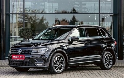Volkswagen Tiguan II, 2018 год, 1 895 000 рублей, 1 фотография