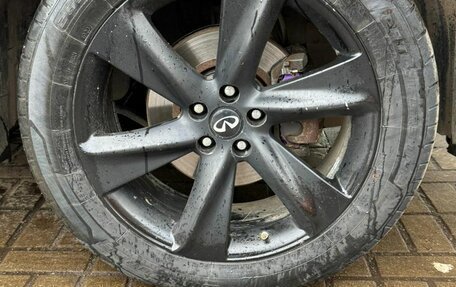 Infiniti FX I, 2006 год, 970 000 рублей, 16 фотография