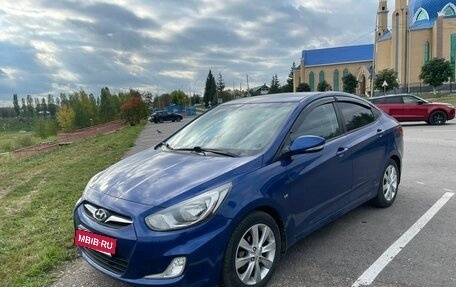 Hyundai Solaris II рестайлинг, 2012 год, 750 000 рублей, 8 фотография